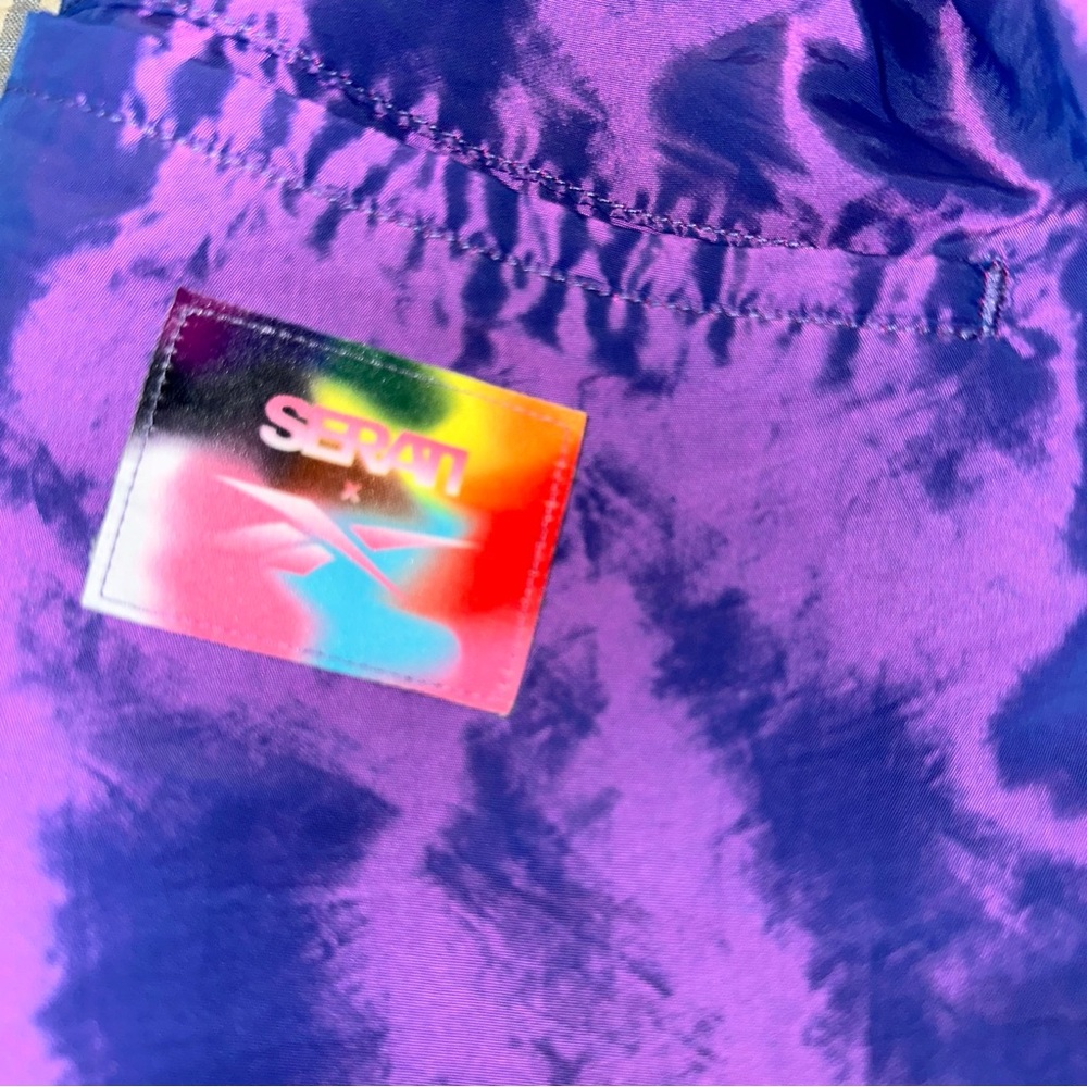 Reebok Classics Pride MX Woven shorts Medium‎ - Picture 9 of 14